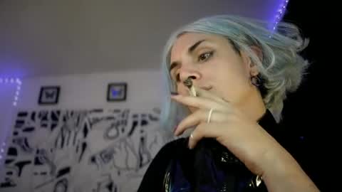 Snapshot of thematryoshka chatting on October 16, 2:22 am Lucy Lucy online show from October 16, 2:22 am
