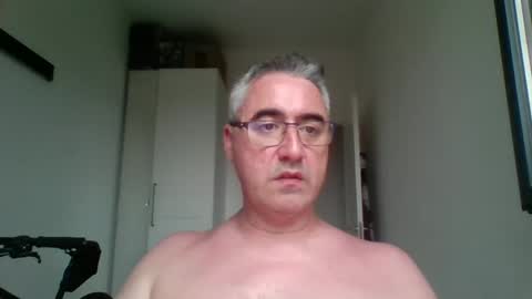 Themohican online show from May 31, 6:09 pm