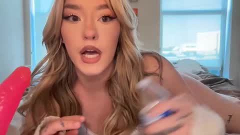 mykala online show from November 2, 9:59 pm