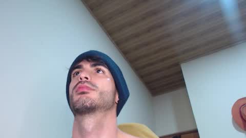 Santiago Enrique online show from January 19, 6:23 am