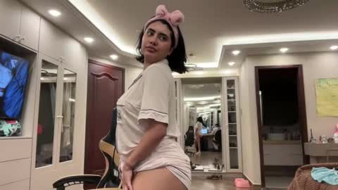 therealcamilabaddie online show from September 23, 3:55 am