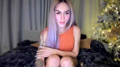 Queen Kylie online show from December 17, 11:27 pm