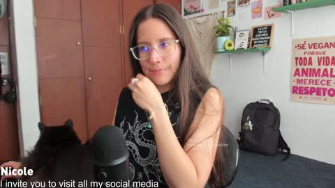 Nicole online show from January 30, 6:54 pm