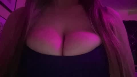 The Wild Wonderland online show from December 2, 10:08 pm