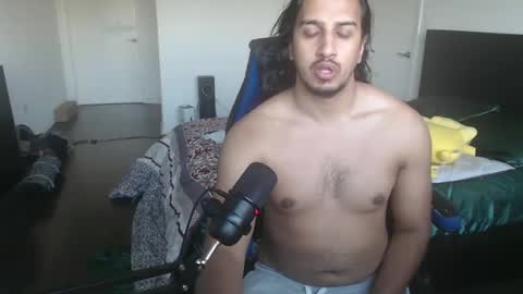 Snapshot of theworldisavampire2 chatting on September 18, 10:03 pm theworldisavampire2 online show from September 18, 10:03 pm