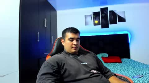 Thiago online show from November 22, 7:07 am