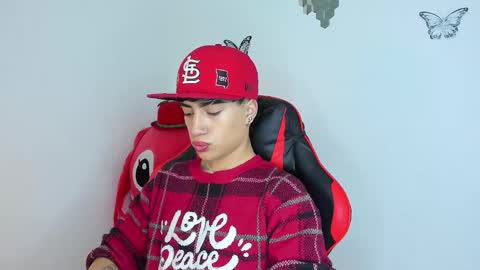 Thiago online show from December 4, 3:11 pm