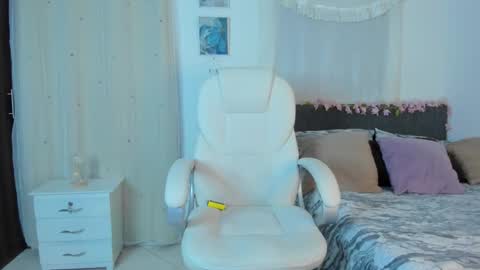 Manuel online show from November 28, 2:30 am