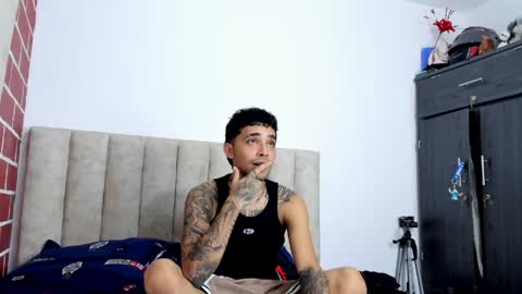 thiago_mille online show from June 2, 6:32 pm