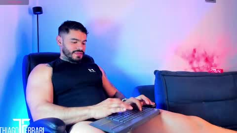 thiago online show from April 12, 9:19 pm