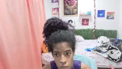 thiana_horny online show from July 20, 7:37 pm