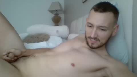 thib9223 online show from March 7, 9:31 am