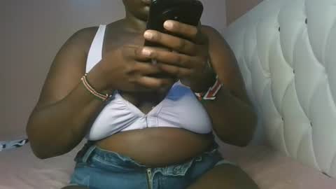 thick_godess online show from October 16, 7:52 am