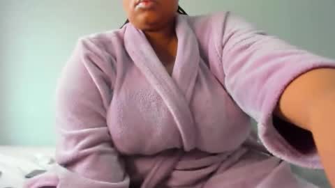 thickleeyanax online show from September 24, 12:34 pm