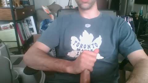 thickty online show from December 5, 3:21 pm