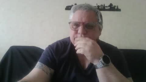 Thierrysymp online show from March 26, 5:51 pm
