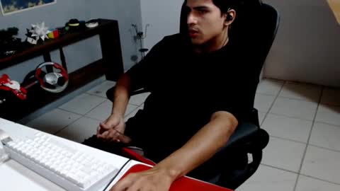 thieves_us online show from December 18, 4:52 am