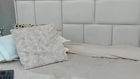 Thom online show from April 29, 12:10 pm