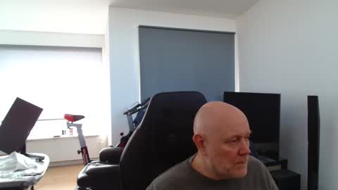 thomas315627 online show from March 6, 12:26 pm