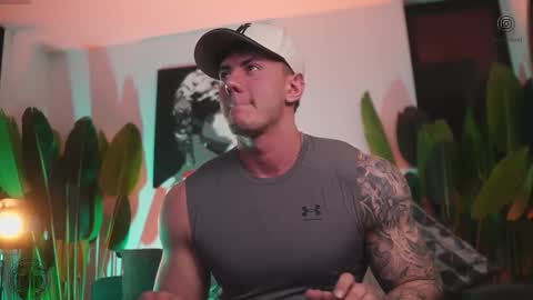 Thomas Falcon online show from November 15, 12:56 am