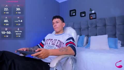 Thomas online show from November 11, 11:01 am