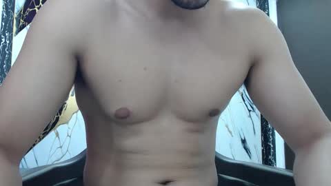 Thomas online show from April 12, 8:35 pm