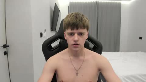 Tomas online show from March 23, 10:04 pm