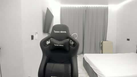 Tomas online show from February 10, 2:36 am