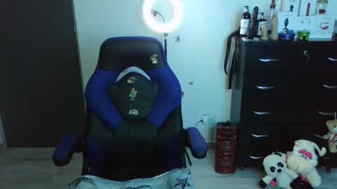 Snapshot of thomascooper_cams chatting on September 26, 1:57 am VALERIA online show from September 26, 1:57 am
