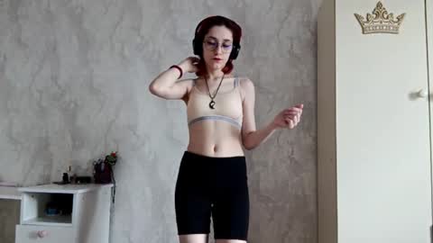 Lina online show from December 16, 8:53 am