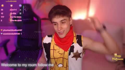 Thom Klein online show from October 30, 8:09 pm