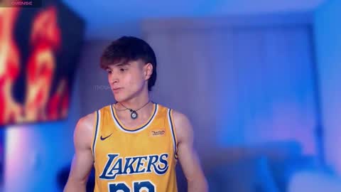 Thom Klein online show from October 9, 7:08 pm