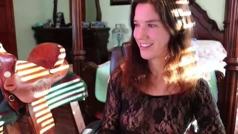 ThornburyRose online show from January 31, 9:34 pm