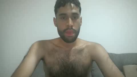 Snapshot of throwawayyourgun chatting on March 2, 7:34 pm Luka online show from March 2, 7:34 pm