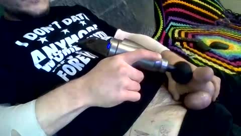 thunder8u42 online show from April 8, 6:55 pm