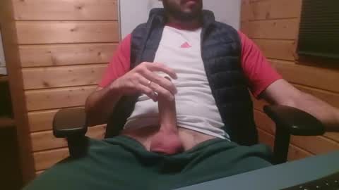 toobigcockforonegirl online show from November 2, 9:04 pm