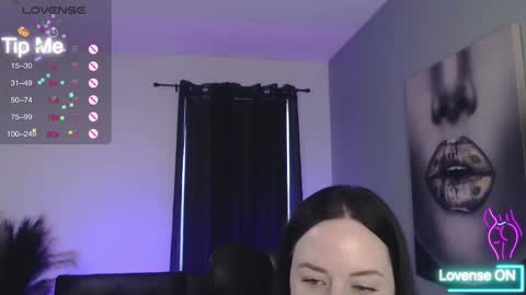 Tia Bella online show from October 6, 10:49 pm