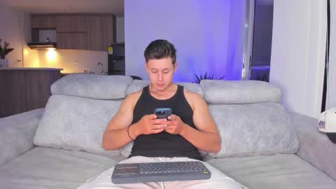 santiago online show from January 17, 12:09 am