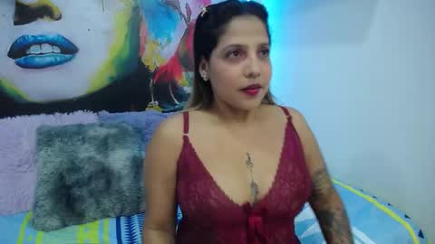 Snapshot of tiana_breeze chatting on October 7, 5:53 pm tiana_breeze online show from October 7, 5:53 pm