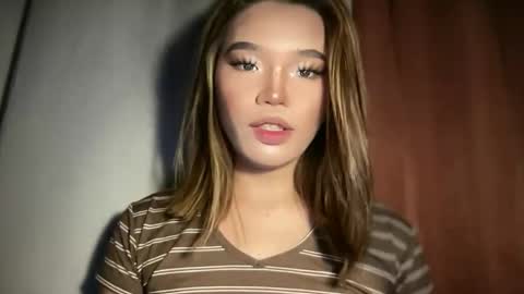 Ms. Tiara online show from March 26, 4:40 am