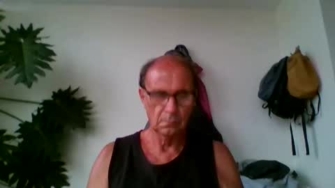 tiaretiareopui online show from December 21, 2:45 pm