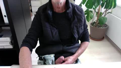 tiburzio online show from October 13, 12:18 pm