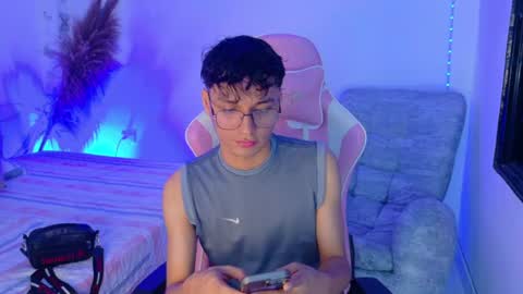 tifany_eiden online show from July 12, 2:48 am