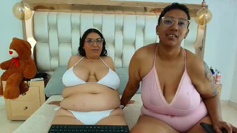 Tiffany and Stacy online show from September 22, 7:40 pm