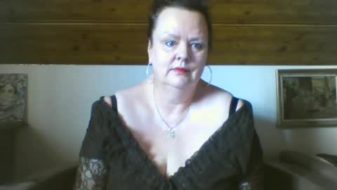 TiffanyMature online show from March 23, 7:13 am