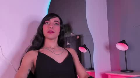 Tiffany  online show from November 7, 10:45 pm