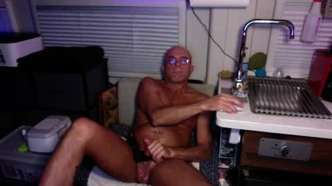 ThongMan online show from September 11, 6:25 am