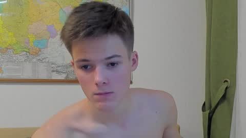 Snapshot of timytwinkboy chatting on January 30, 12:27 pm Tim online show from January 30, 12:27 pm