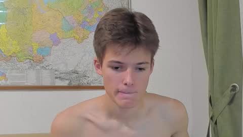 Snapshot of timytwinkboy chatting on September 20, 10:35 pm Tim online show from September 20, 10:35 pm