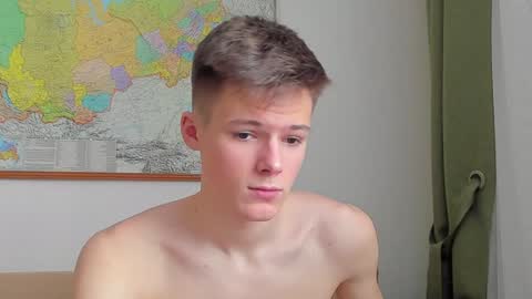 Snapshot of timytwinkboy chatting on February 5, 11:23 am Tim online show from February 5, 11:23 am